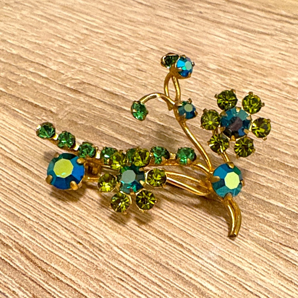Vintage Austria, floral crystal brooch, gold tone